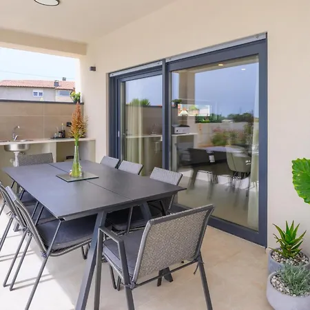 Casa vacanze Amazing In With Wifi